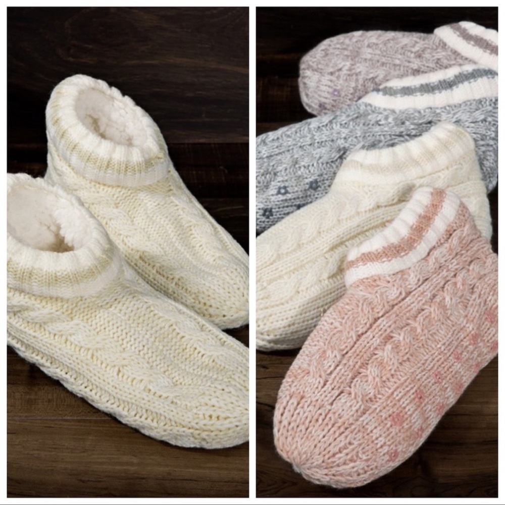CREAM | Cable knit Sherpa slipper socks